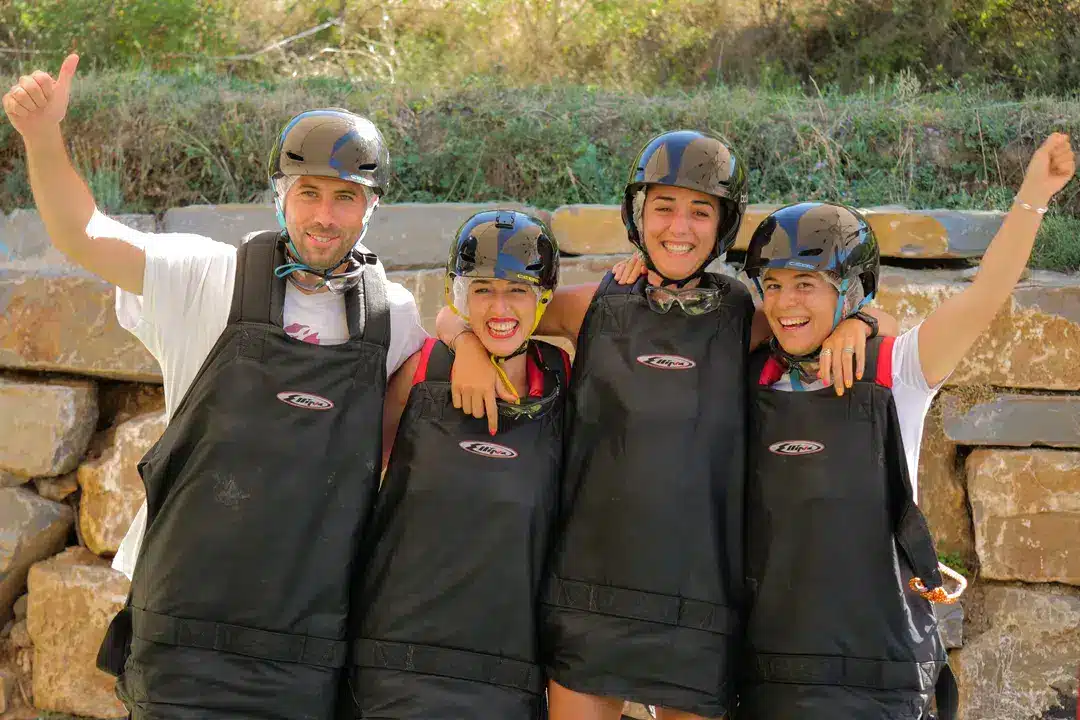 galeria-tirolina-pirineos-ordesa-31 disfrutando con amigos y familiares en la tirolina mas rapida del mundo